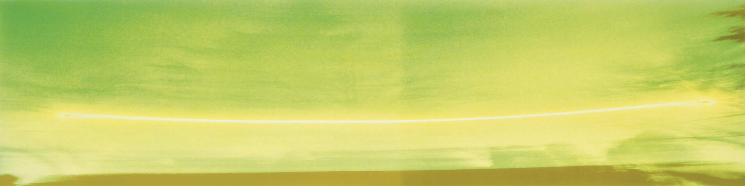 Was bleibt? 2005 | 2024, analoge Aufnahme, bewegte Kamera, 32 x 115 x 0,5 cm, auf Acrylglas aufgezogen, Foto Michael Lüder, Potsdam